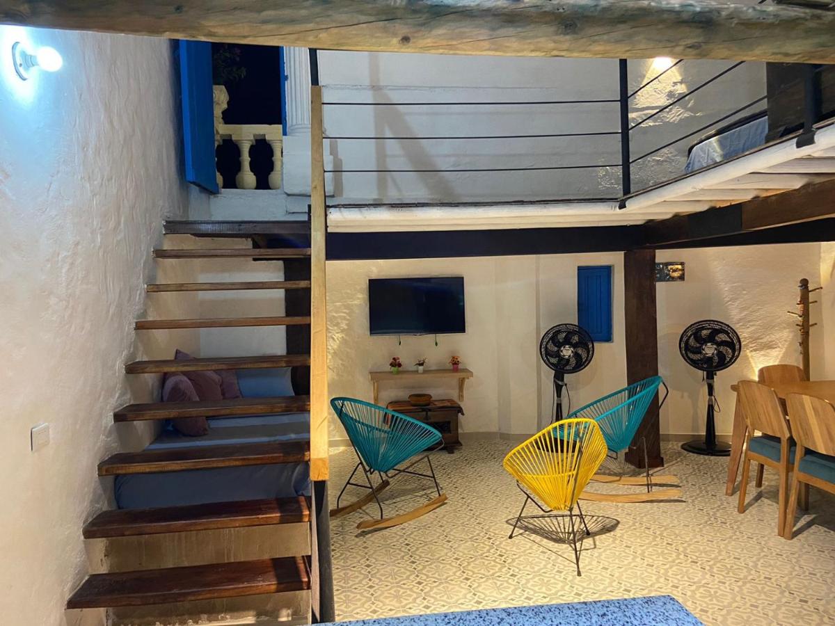 Las 4 Estaciones Alojamientos de Ensueño Santorini Doradal - Housity