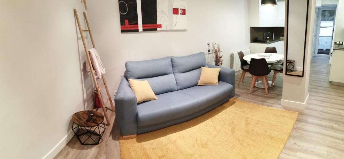 Lugar especial, gran patio, junto al ayuntamiento - Housity