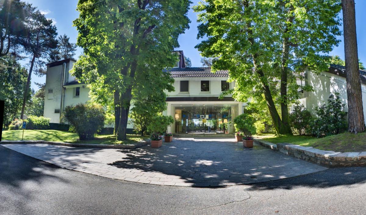 Suitetrails - Golf Hotel La Pinetina