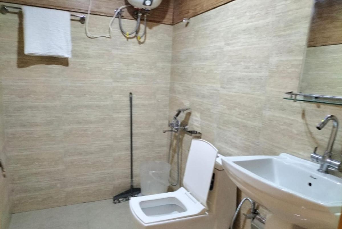 Green Plaza by StayApart - Housity