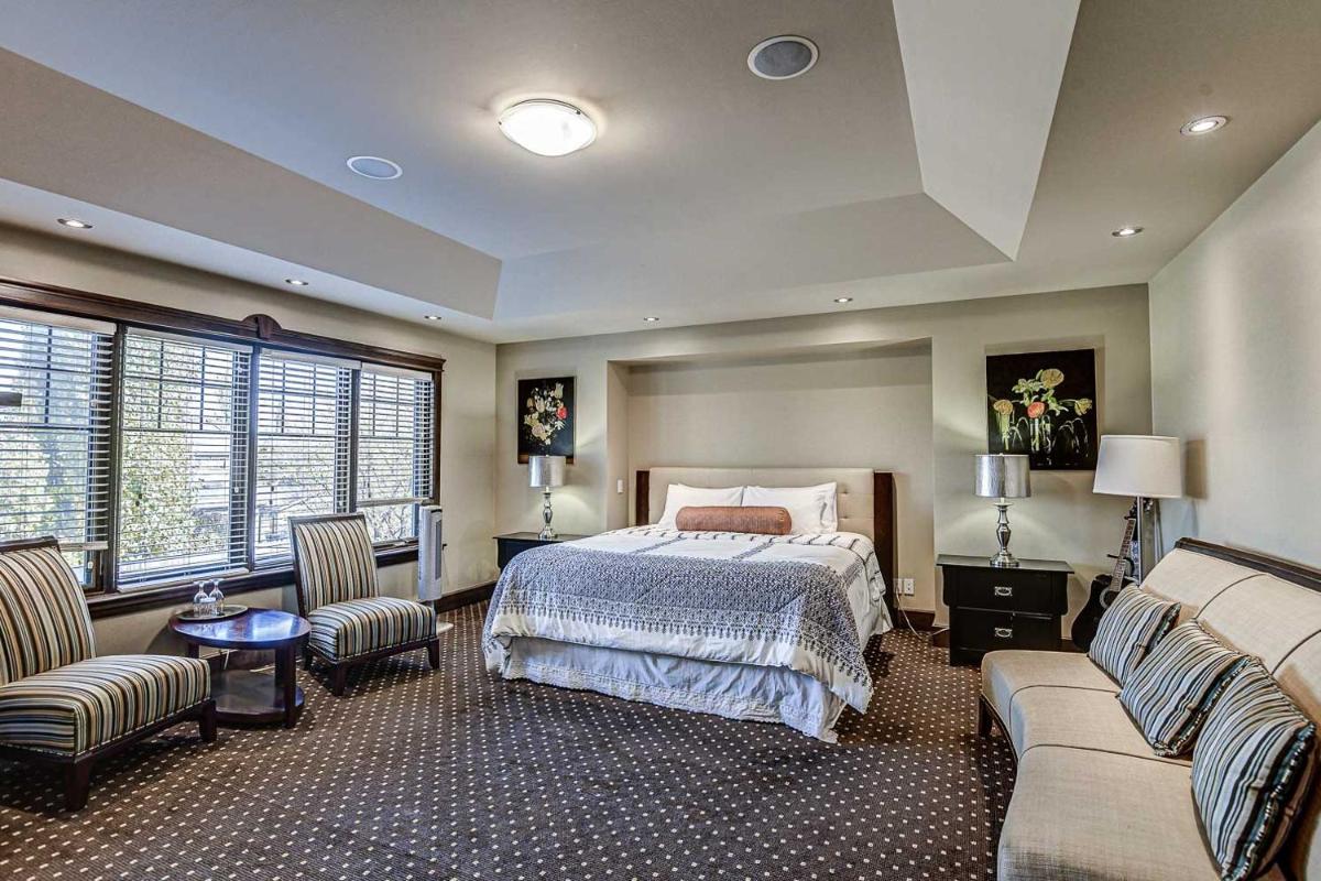 Westmount River Suites - Housity