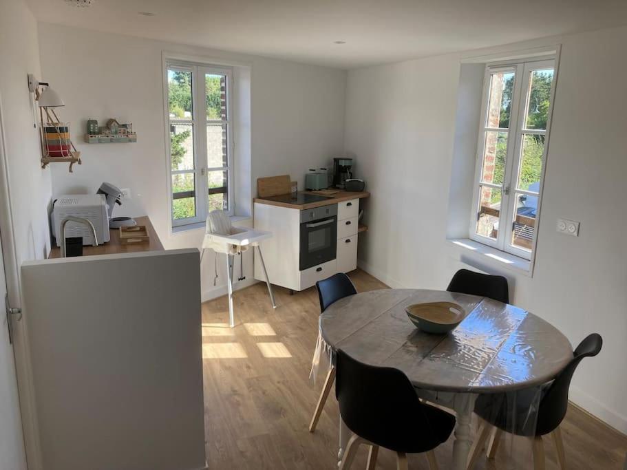 LE Clos De Beauchamps L'Entre 2 baies Accueil Vélo - Housity