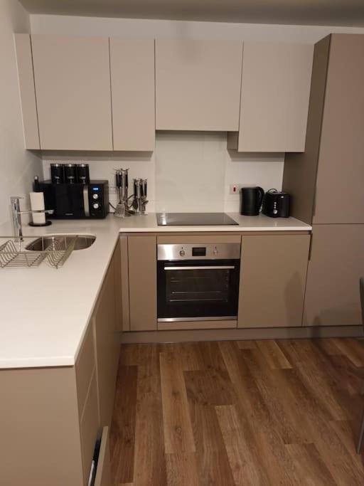 Suitetrails - Lovely one bedroom apartment in Bicester Village.