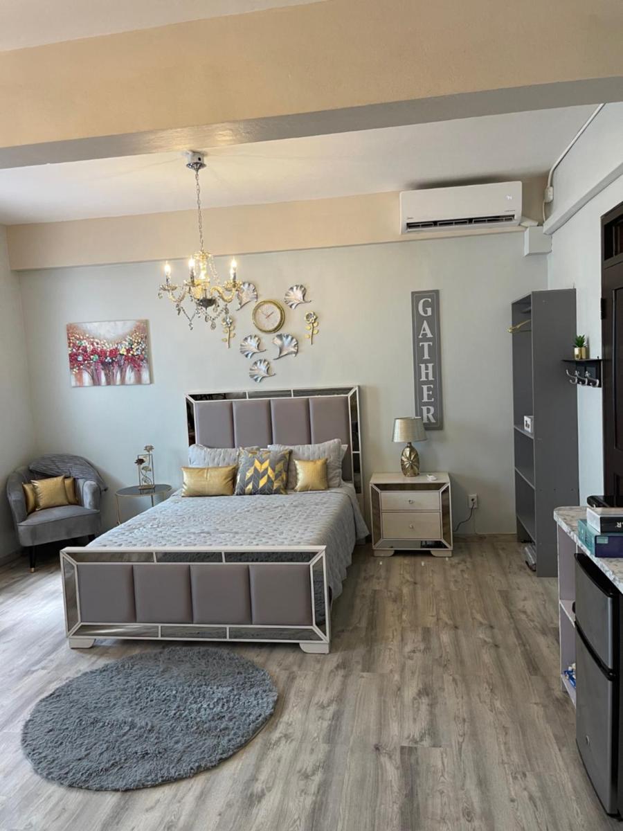 The Balconies Studio, The Marilyn Suite & The Crystal Apartment at Casa of Essence in Old San Juan - Housity