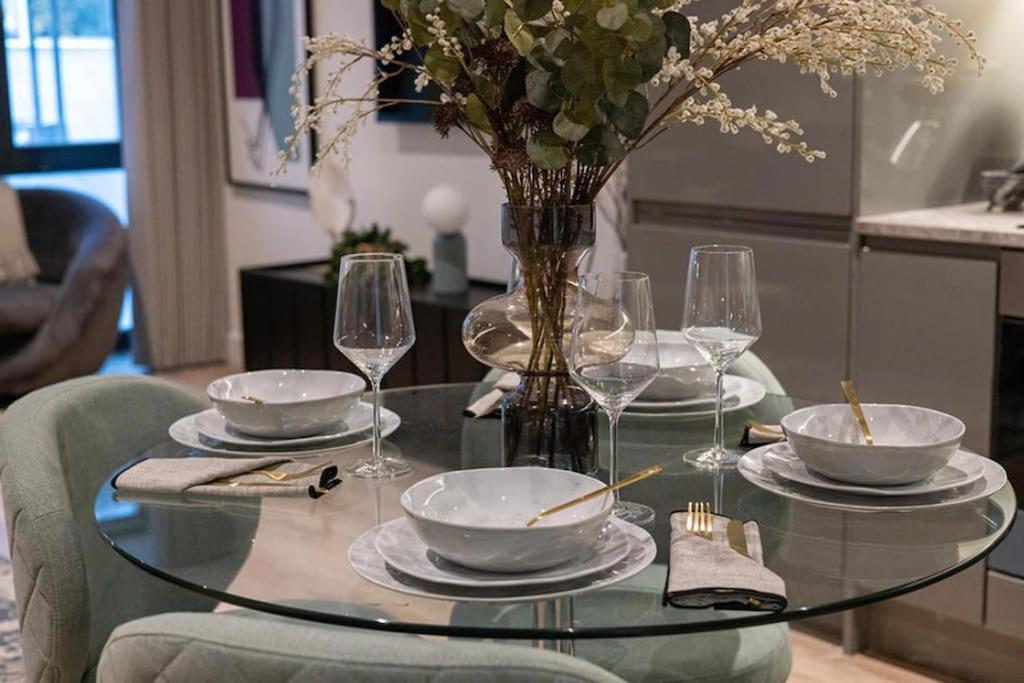 Private Modern Apartment - Housity