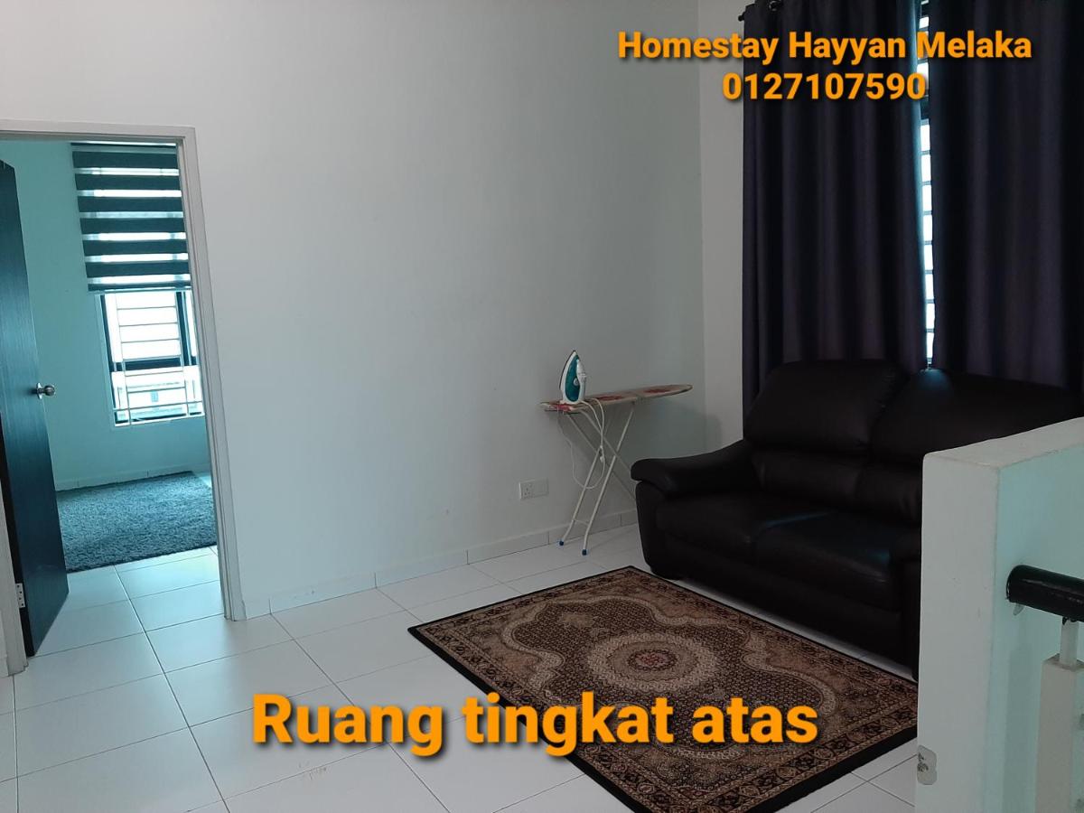 Suitetrails - Home2stay Hayyan Muslim Pool