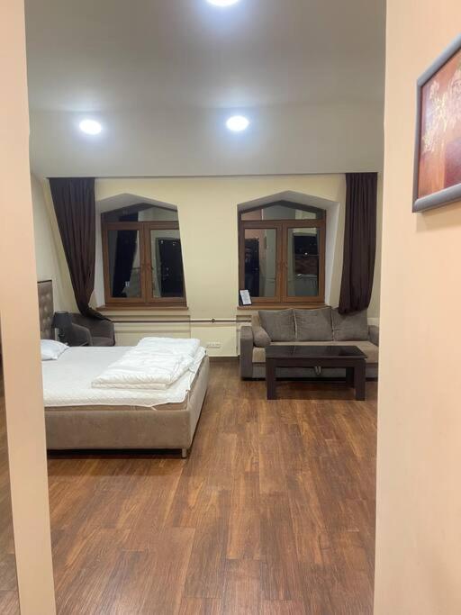 Comfortable Apartment In City Center - Housity