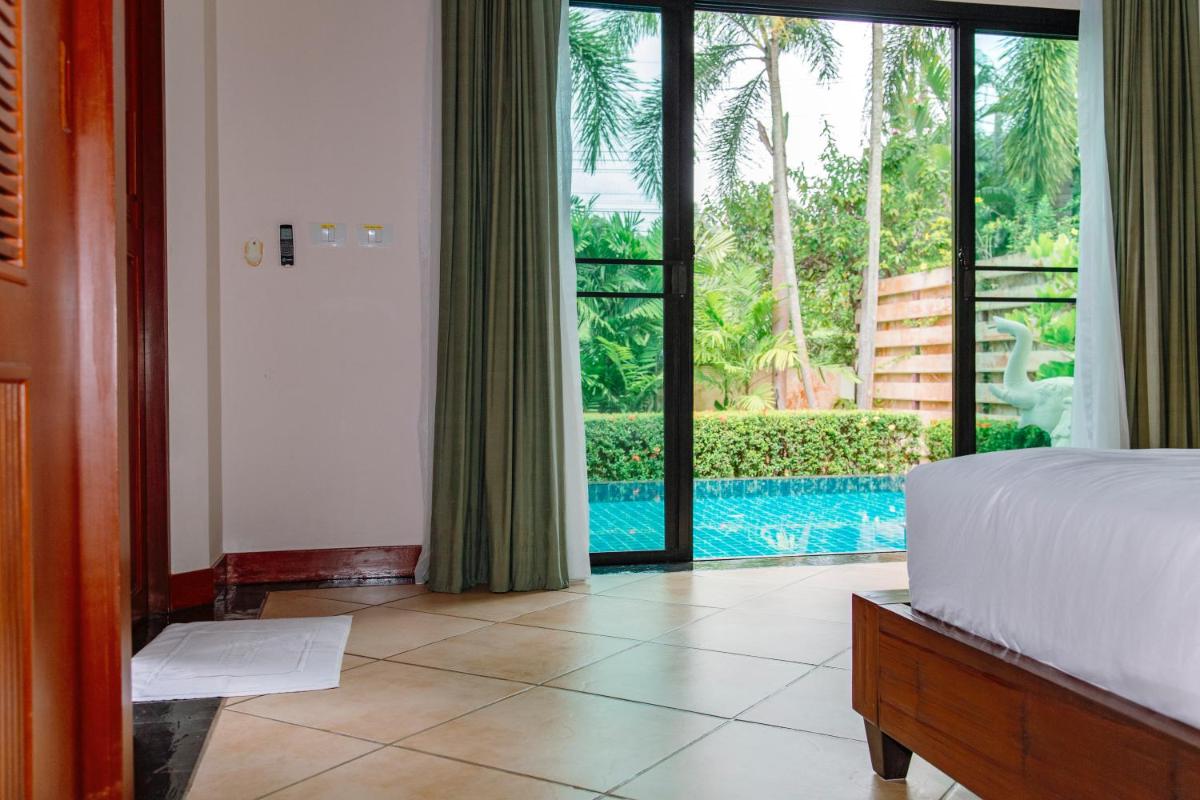 Lovely 2-bedroom villa with pool 2 mins from beach - Housity
