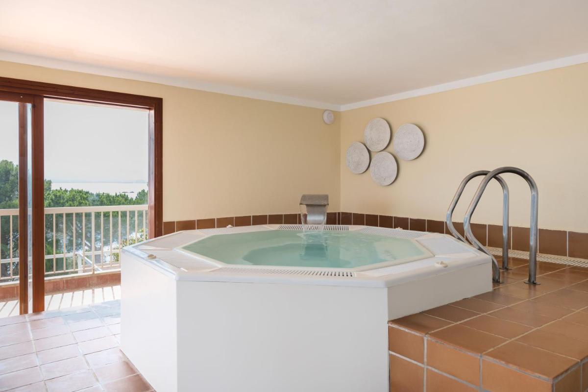 Imagen de la galería de Almadraba Park Hotel, en Roses