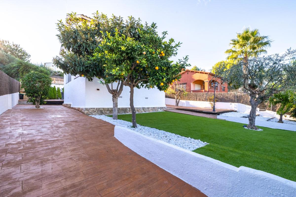 Hauzify I Casa Bella Vita - Housity