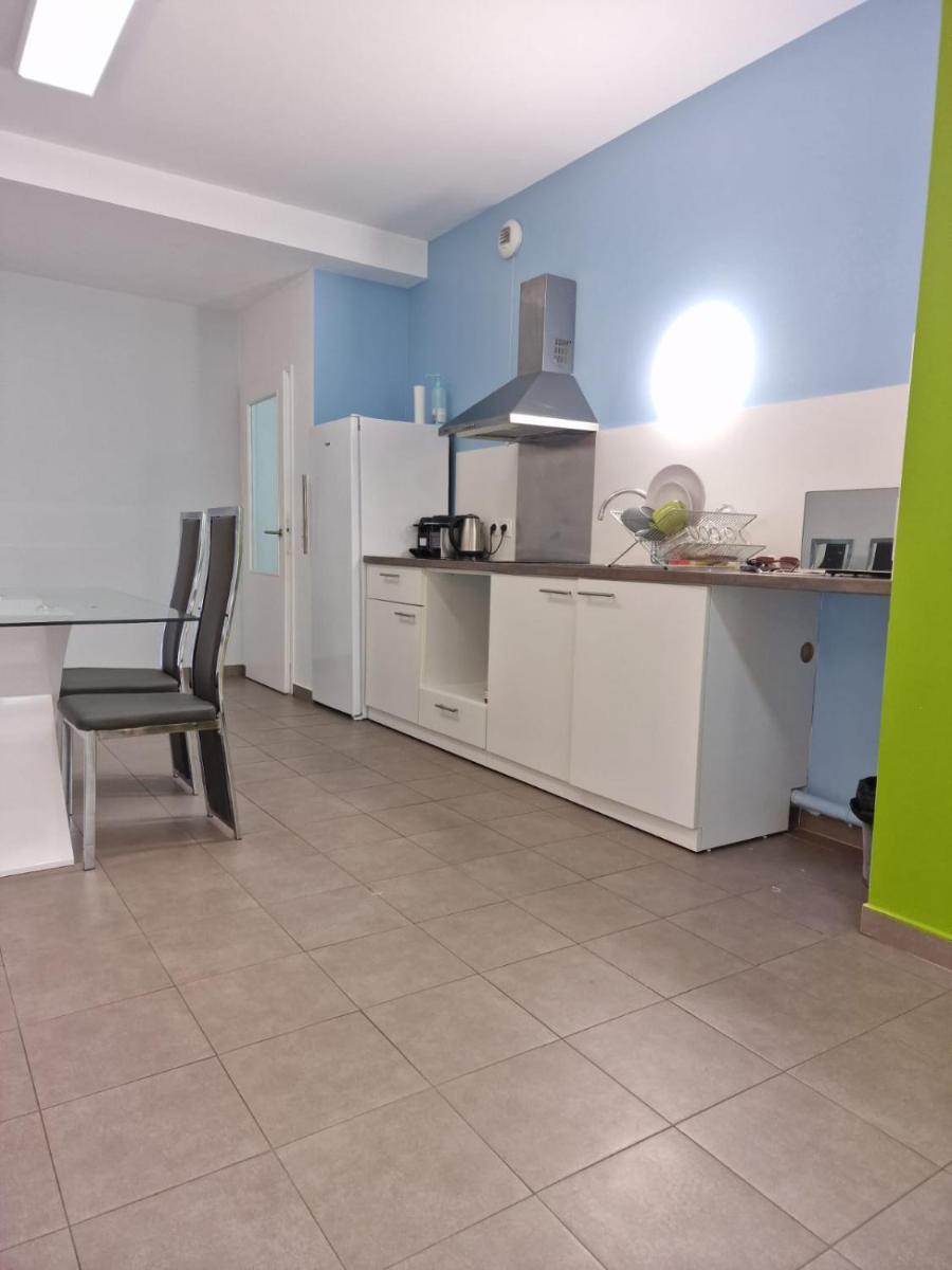 CHRISTIAN - Housity