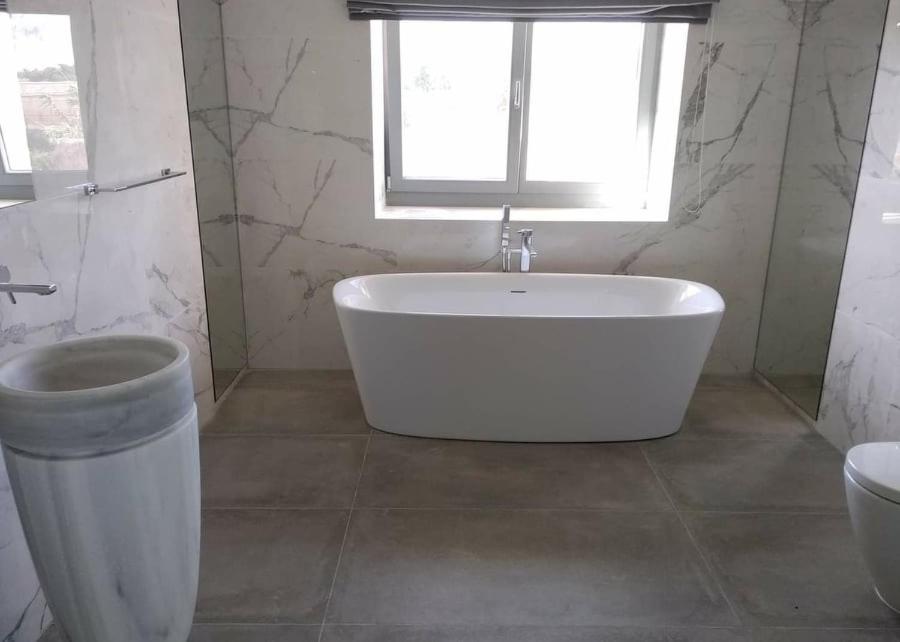 Ta Wenzinetta 4 bedroom luxury villa - Housity