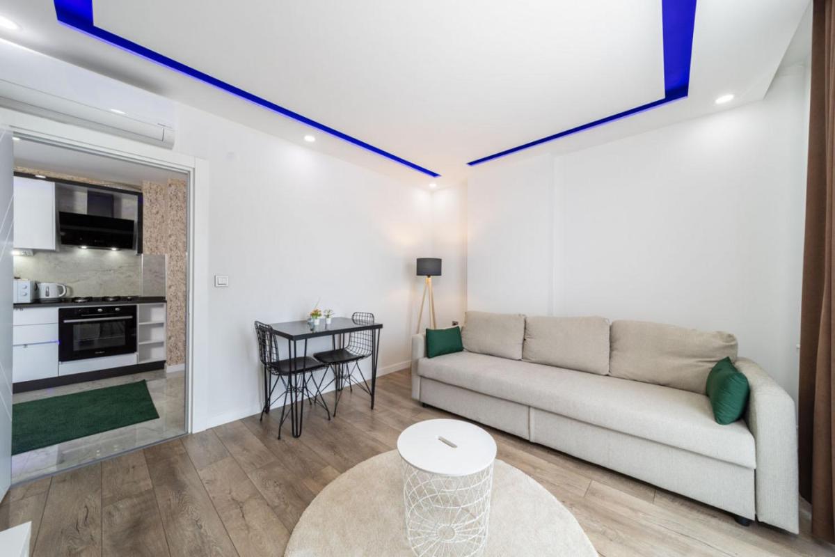 Modern and Central Home near Beach in the Heart of Antalya - Housity