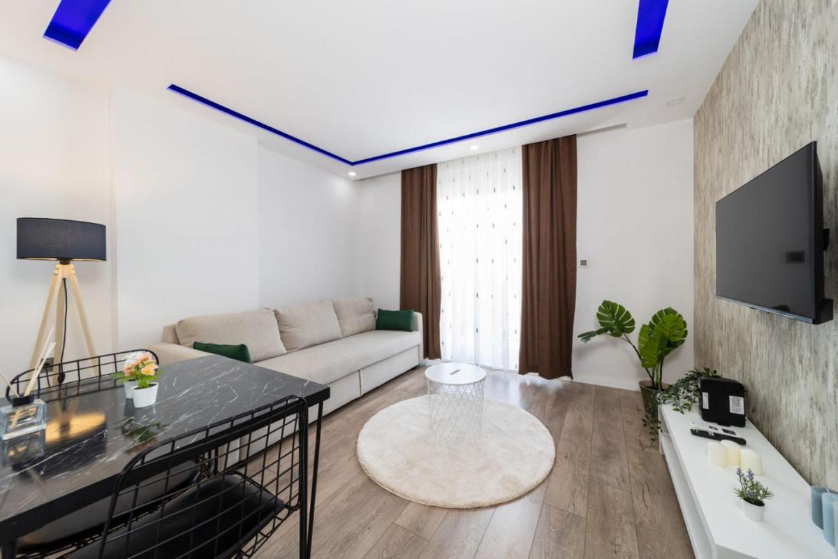 Modern and Central Home near Beach in the Heart of Antalya - Housity