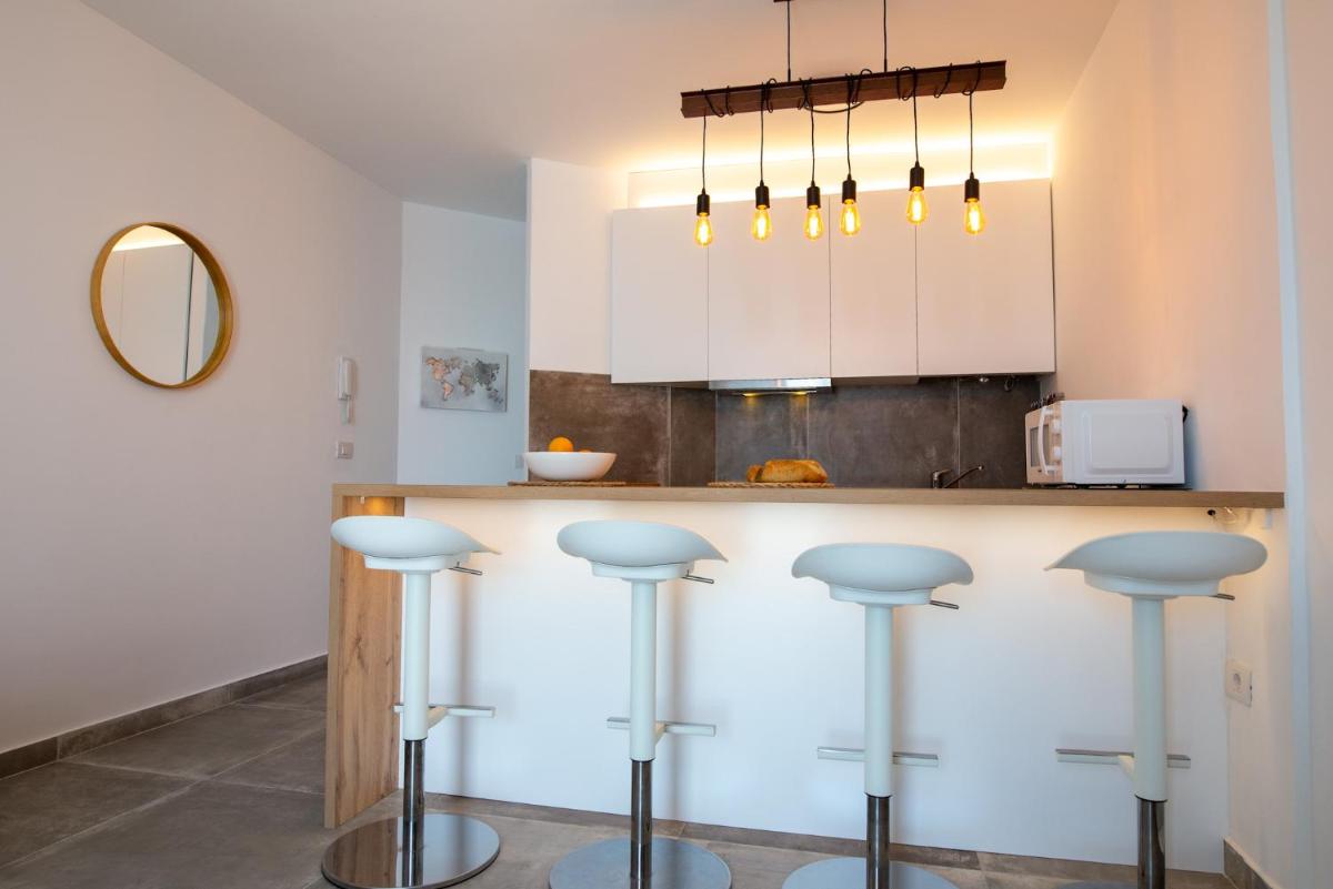 Suitetrails - Black Sand Holiday Home