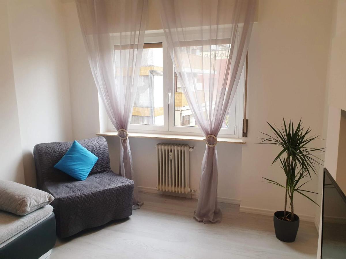 J&M HOUSE -Fronte Ospedale- INCLUSO NETFLIX E DISNEY PLUS - Housity
