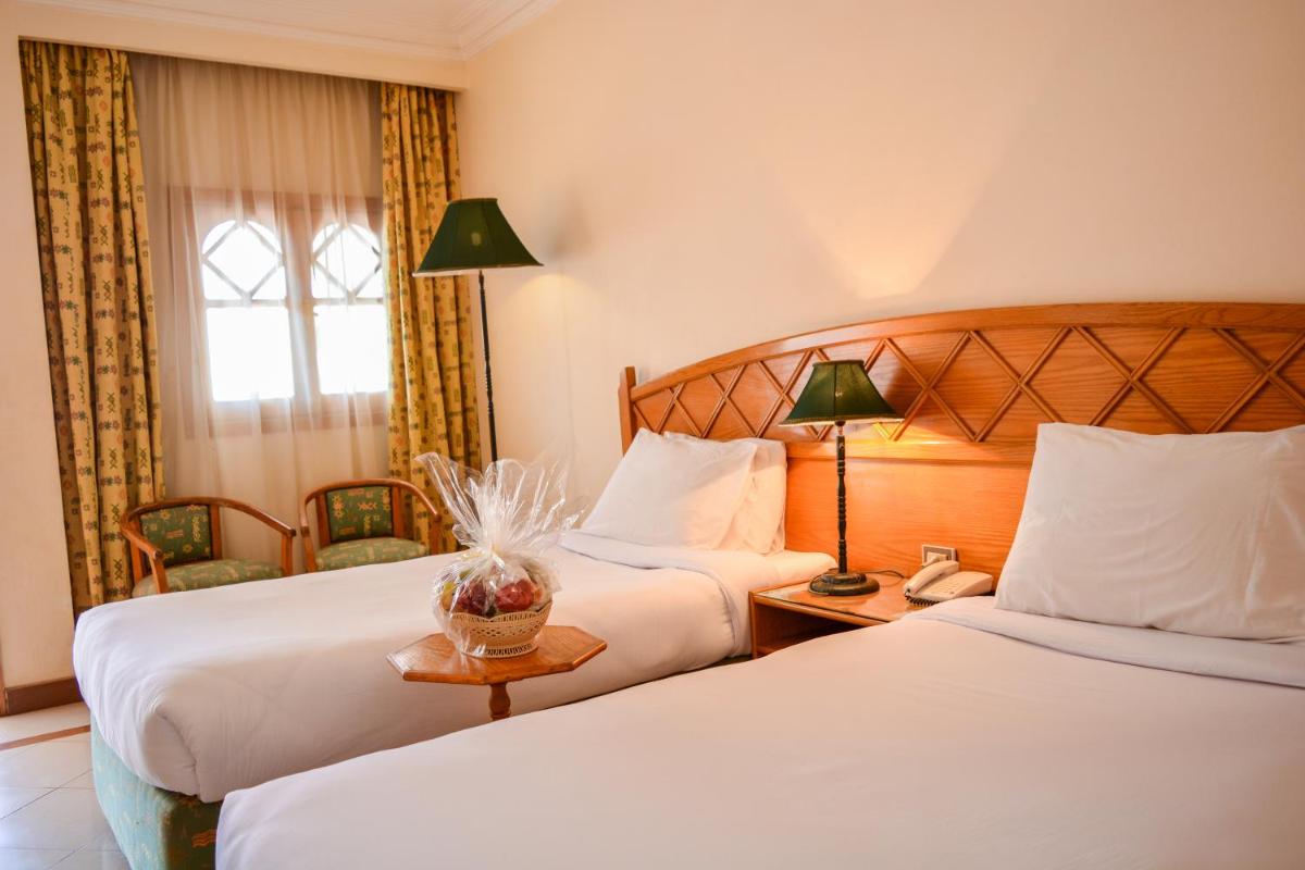 Dive Inn Resort - Housity