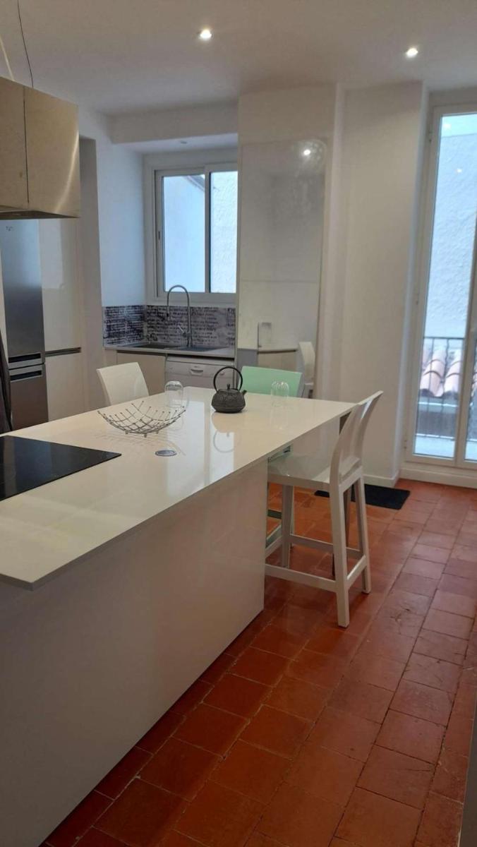 Appartement centre ville rue piétonne - Housity