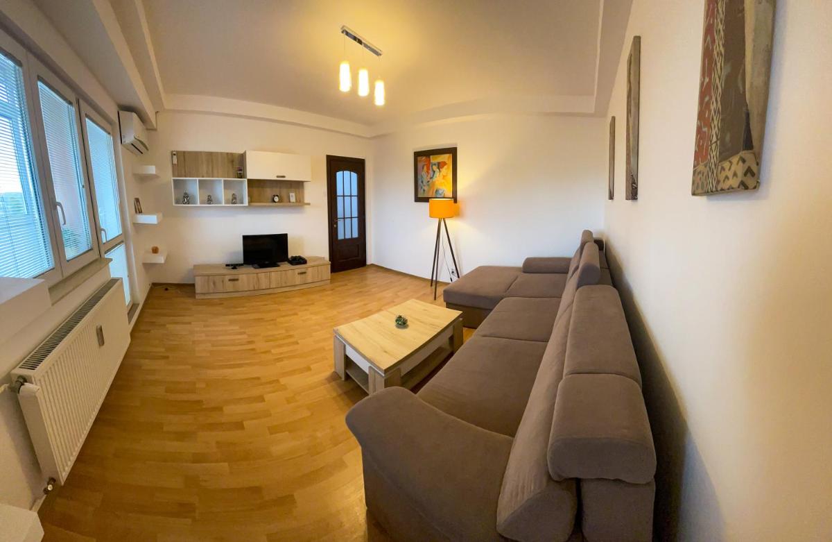 National Arena Mega Mall Elana apartment - Hizvo