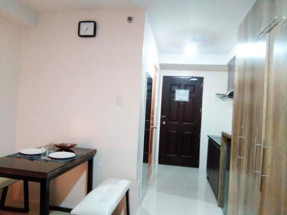 Suitetrails - Stunning Studio Type - 1641 - 16th Flr Persimmon