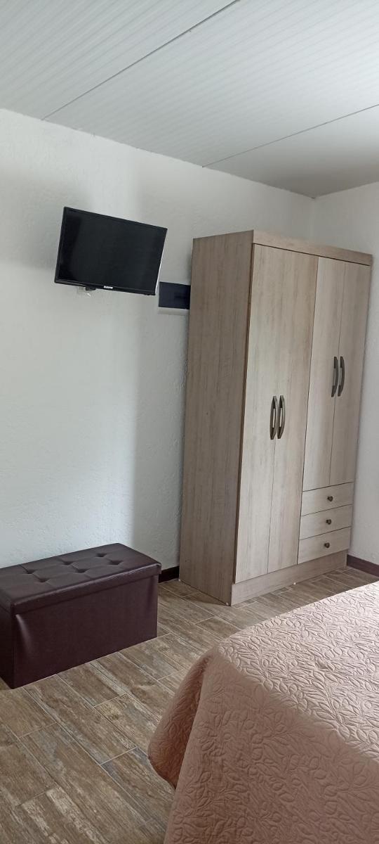 Hosteling Las Margaritas - Housity