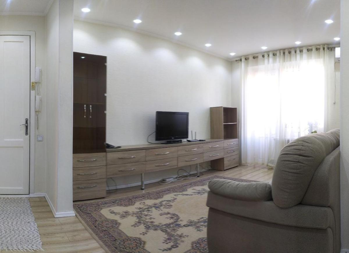 AURA on Erkindik boulevard - Housity