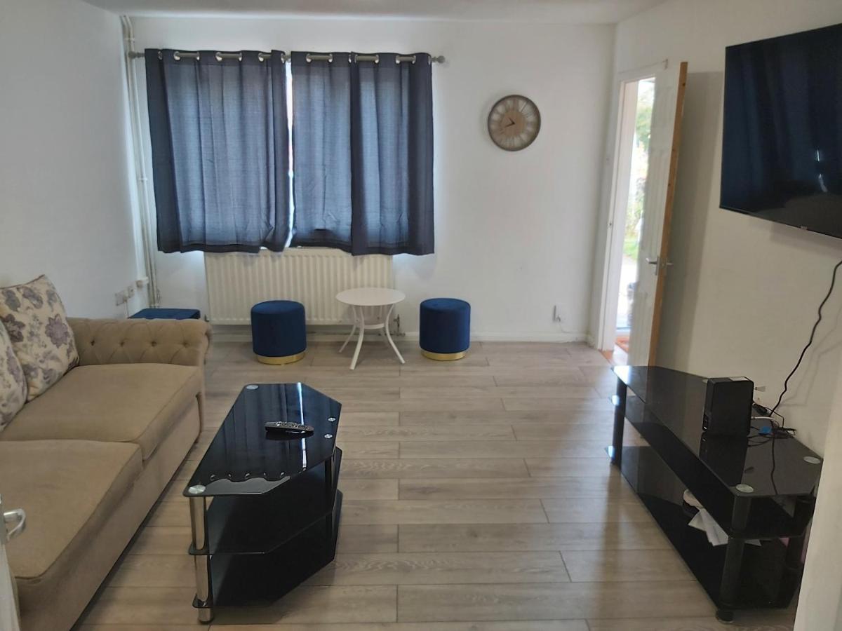 52 fenwick road, houghton regis, dunstable - Housity