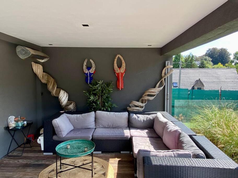 Magnifique Villa avec piscine et salle de sport - Housity