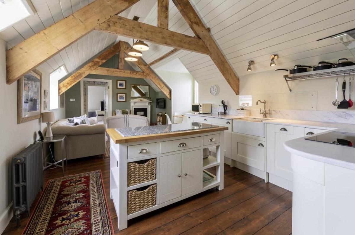 The Old Vicarage Luxury Studios - Housity