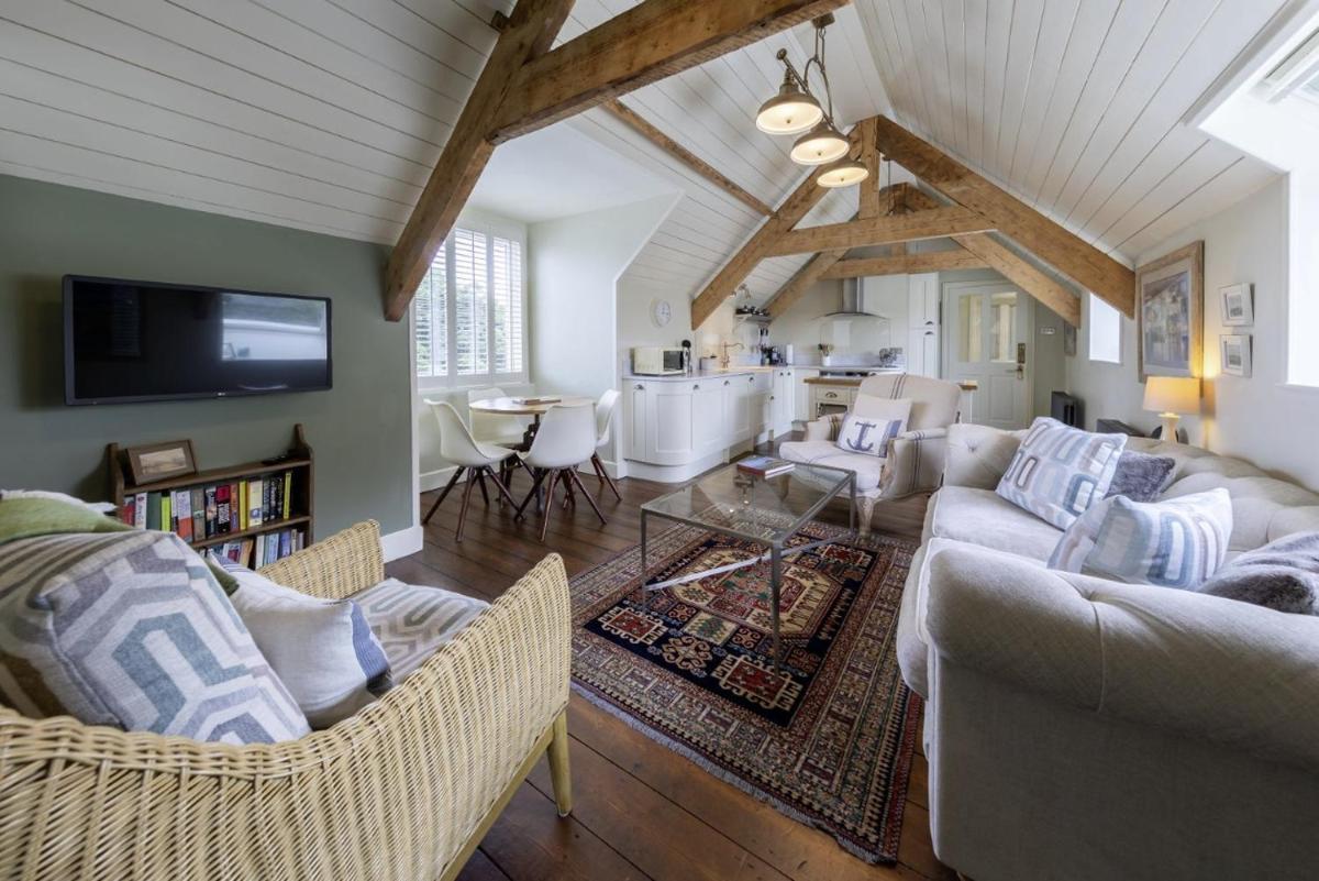 The Old Vicarage Luxury Studios - Housity