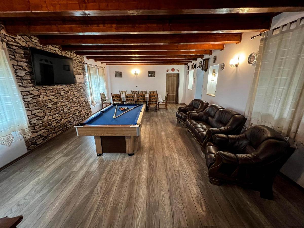 Lenilla Guesthouse - Housity