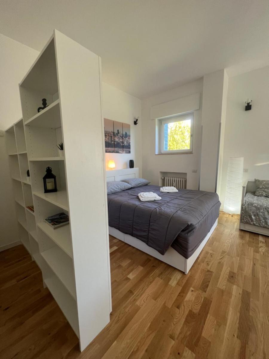 Nice and comfy apartment : central area of Milan - Housity