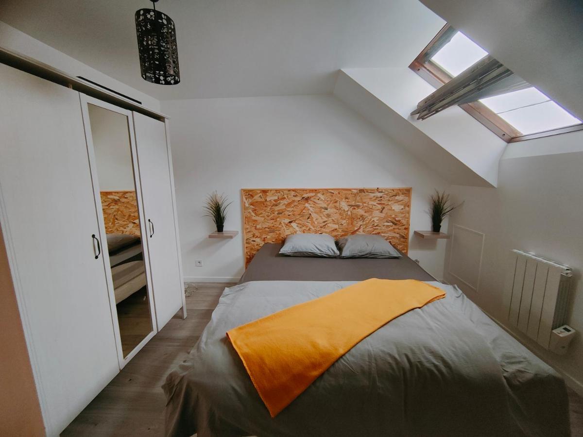 Les Lofts De Provins: Apt 7 - Hizvo