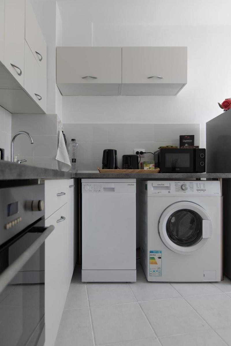 Lion's Unirii Apartment - Housity