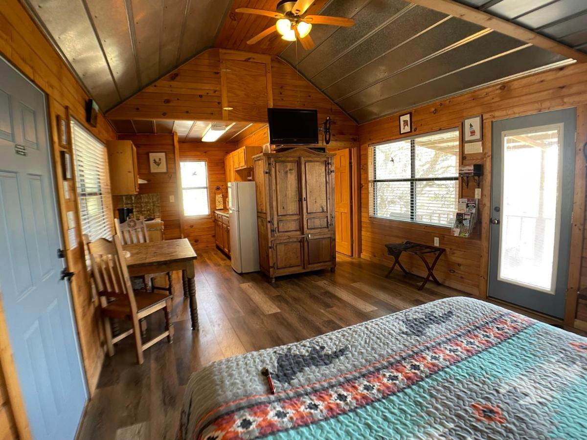 Walnut Canyon Cabins - Housity