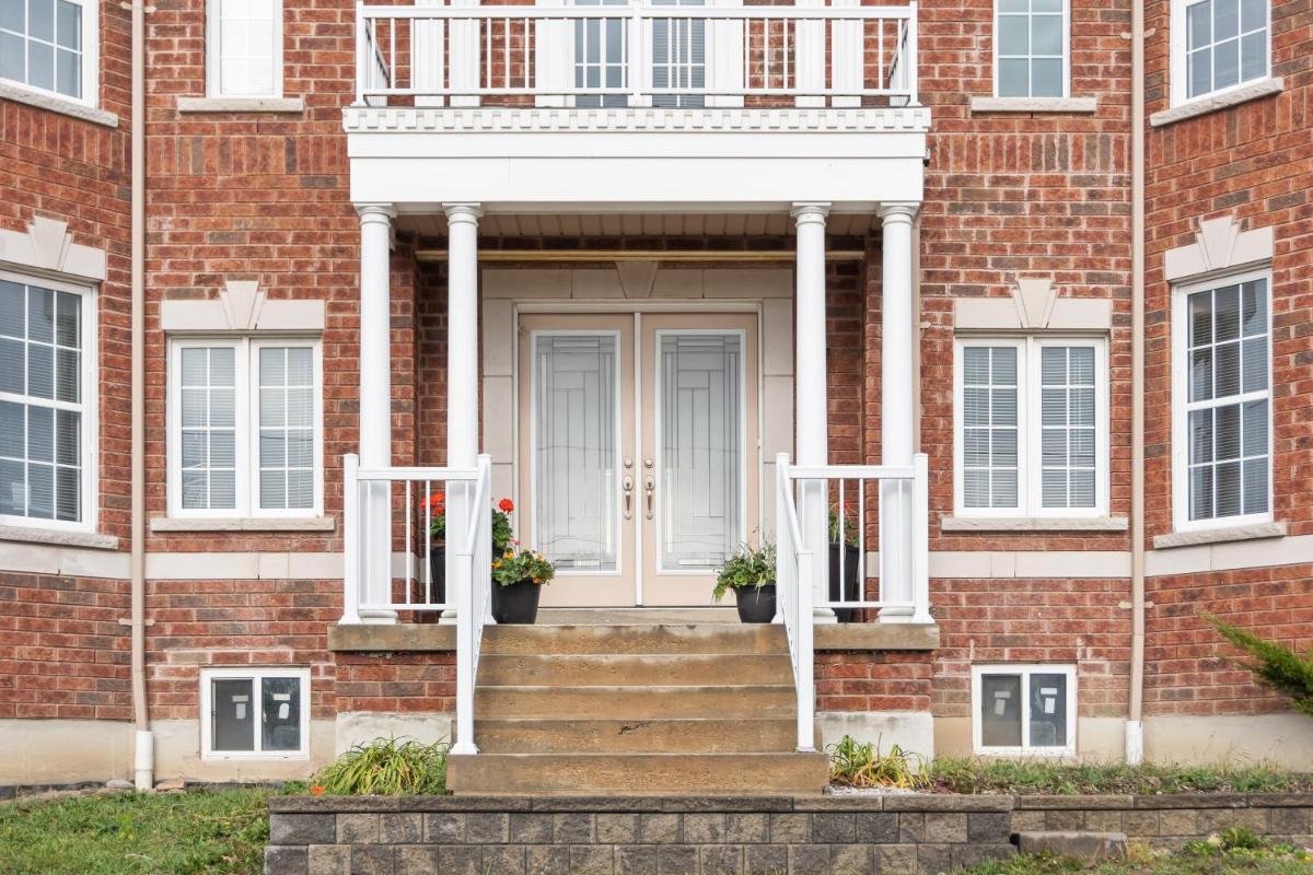 Exclusive Special Ends March 31 !!! - Housity