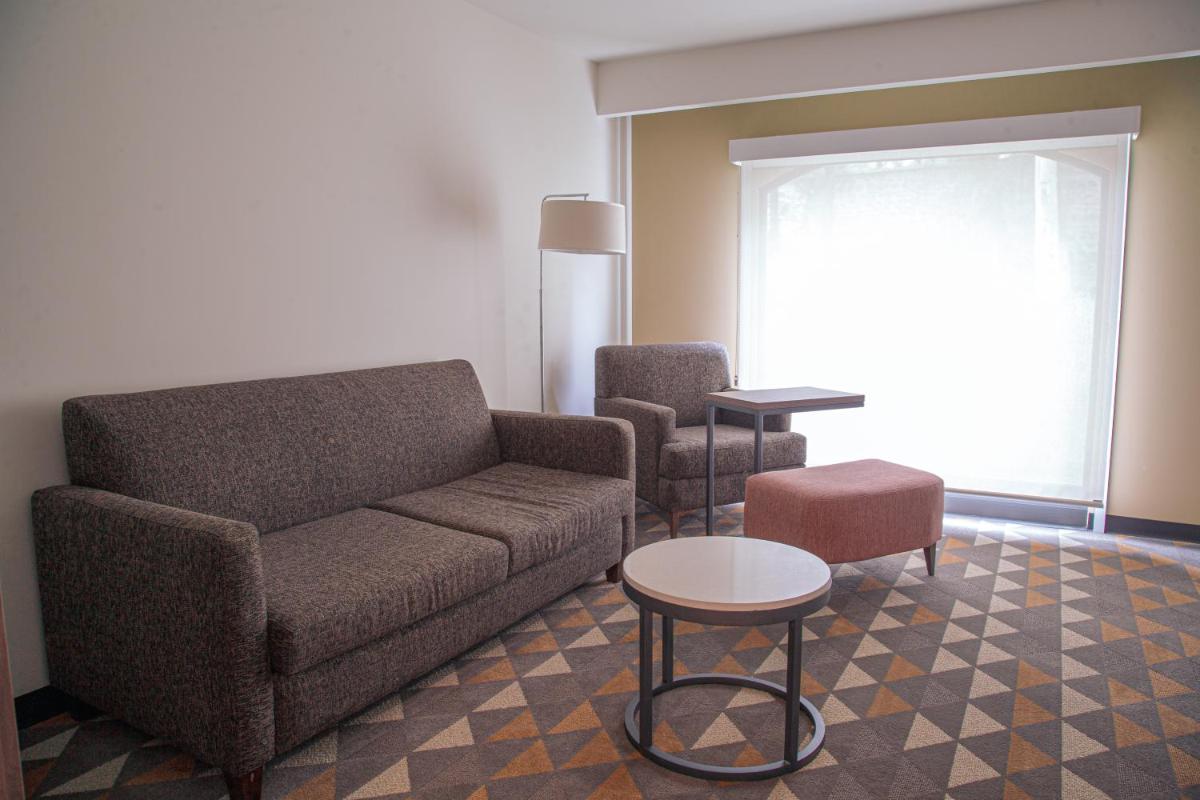 Holiday Inn Tlaxcala, an IHG Hotel - Housity