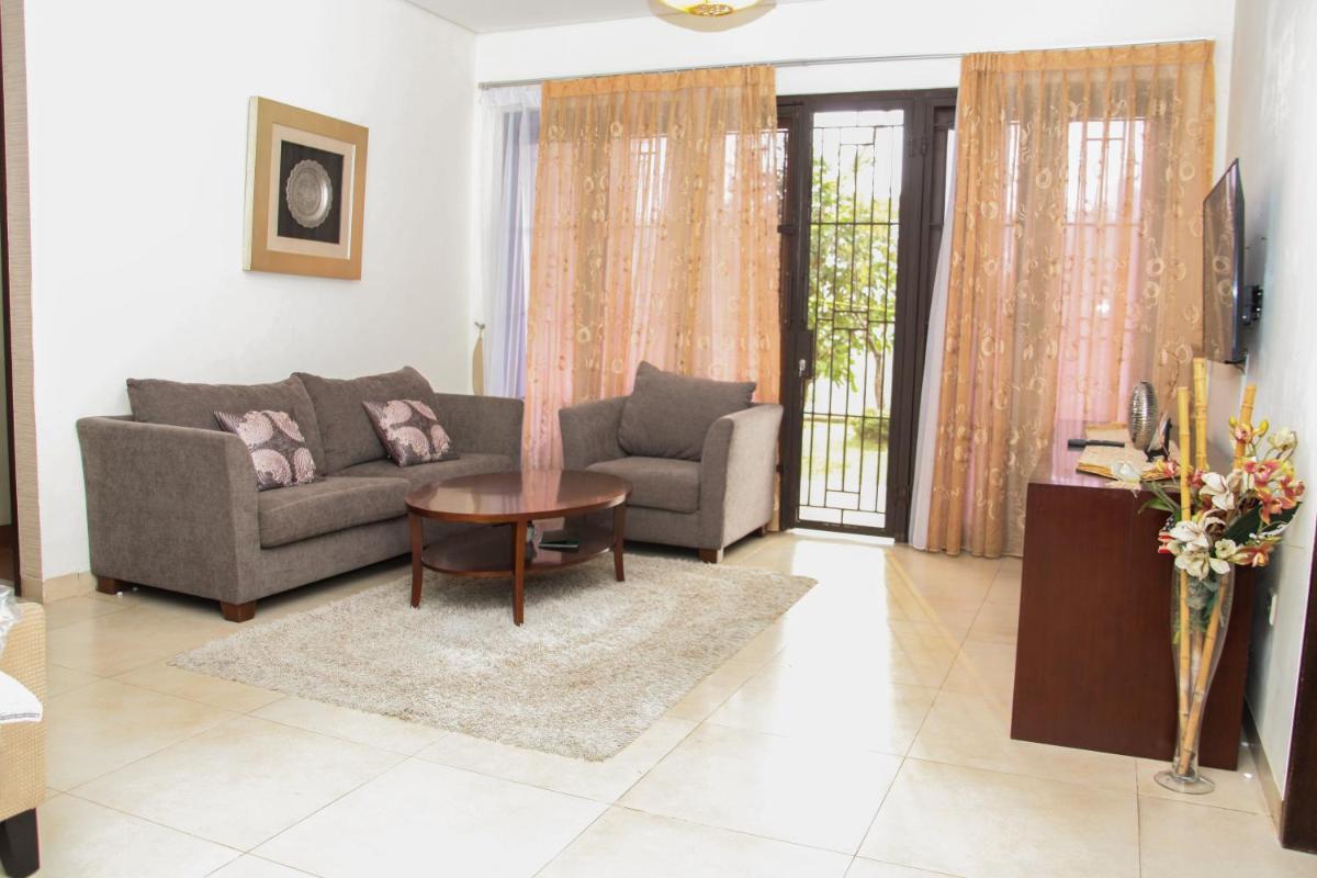 Aldeoz Dago Pakar Private Villa Bandung - Hizvo