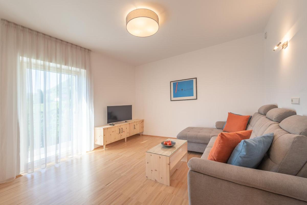 Stürz Ferienwohnungen - Housity