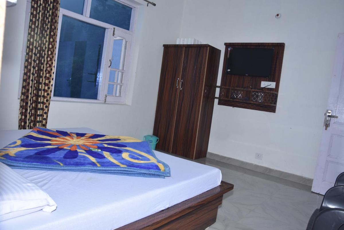 Himalayan Dalhousie Home Stay - Near Panchpula Water Fall - Housity