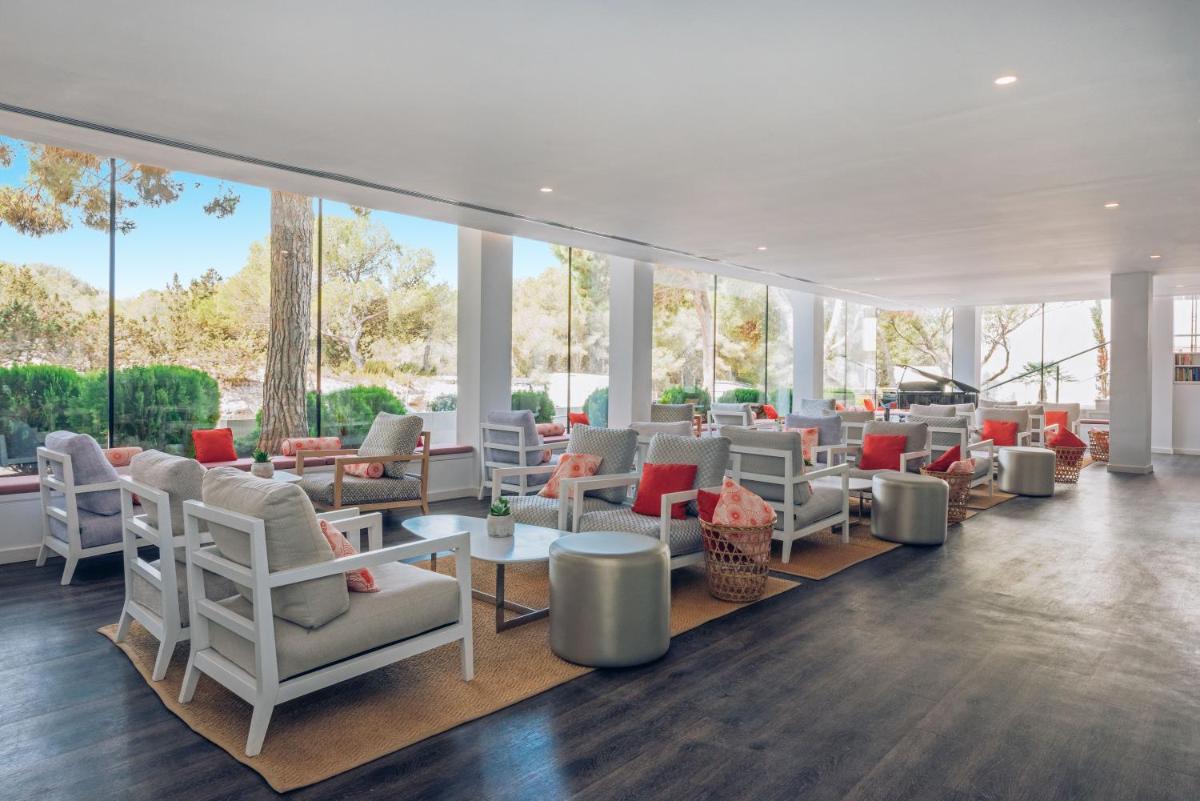 Zona de estar de Iberostar Waves Cala Millor - Adults Only