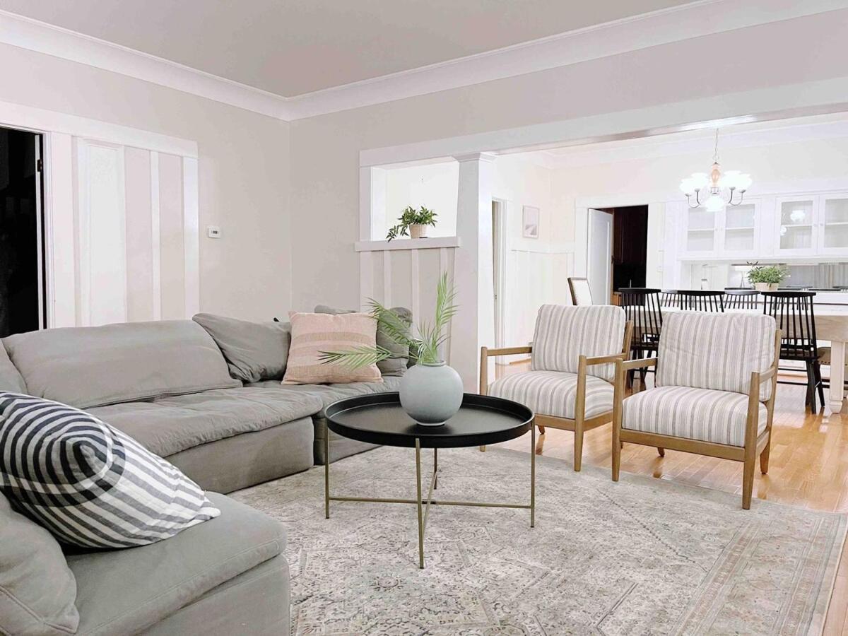 Tranquil 4bedroom House Beautiful Neighborhood - Housity