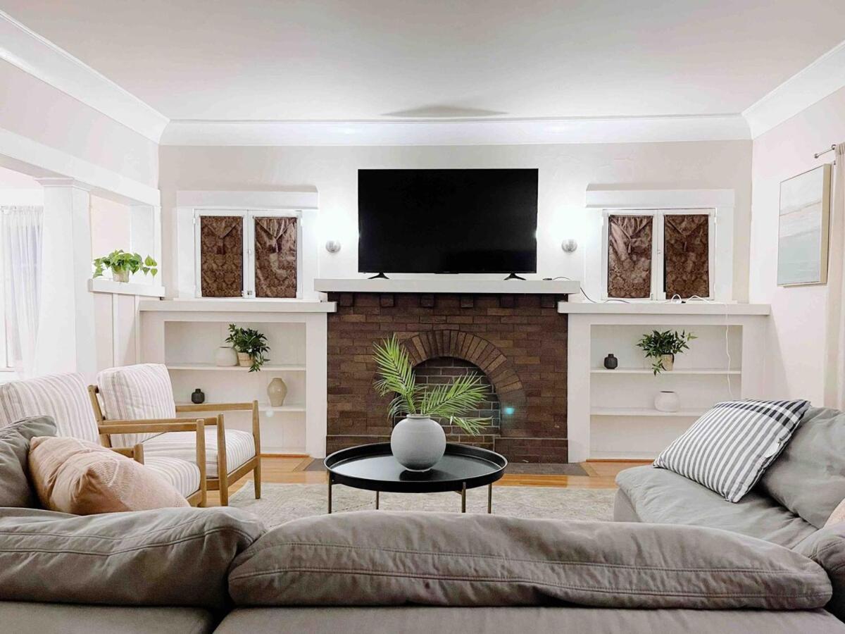 Tranquil 4bedroom House Beautiful Neighborhood - Housity