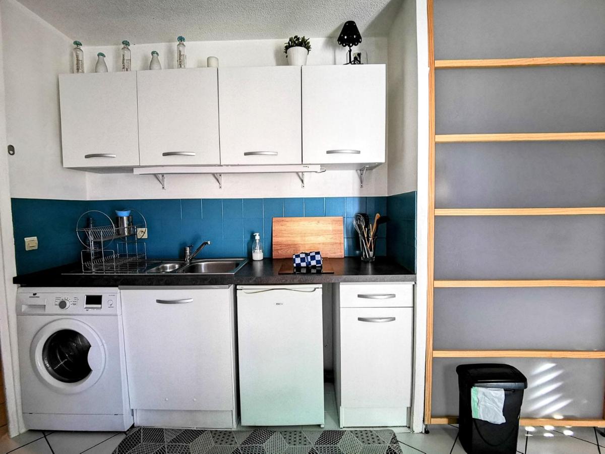 La Bulle Bleue - Parking-Terrasse-aéoport-MEET - Housity