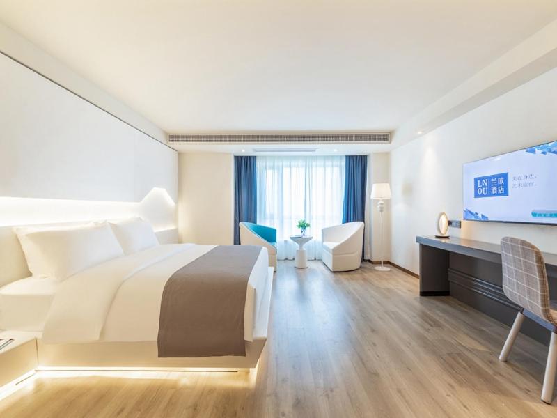 LanOu Hotel Guiyang West Beijing Road Century City - Housity