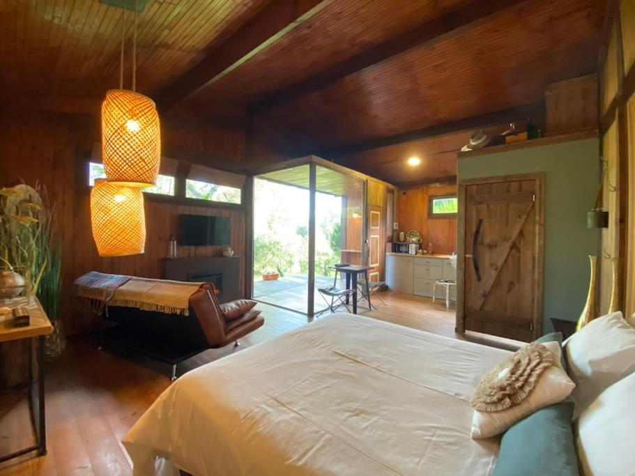 Pine Lodge - direct train to Porto - Housity
