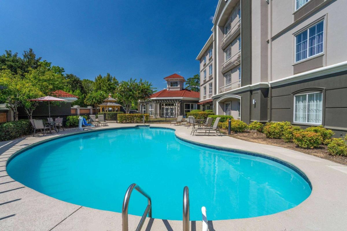 La Quinta by Wyndham Birmingham Hoover - Housity