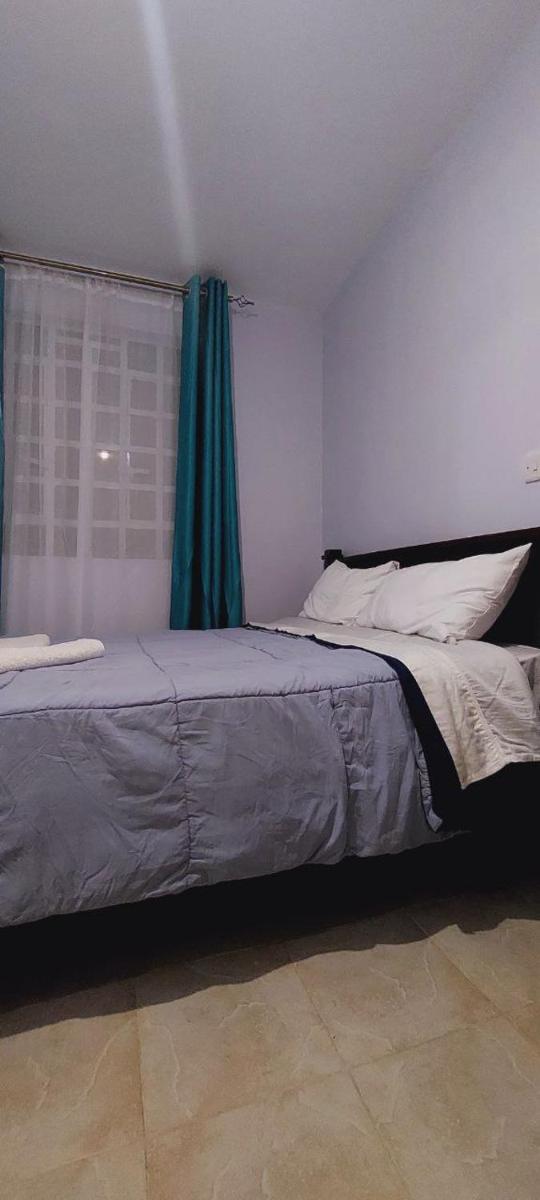 Suitetrails - Cozy, Spacious 2Bedroom fully furnished in Nakuru