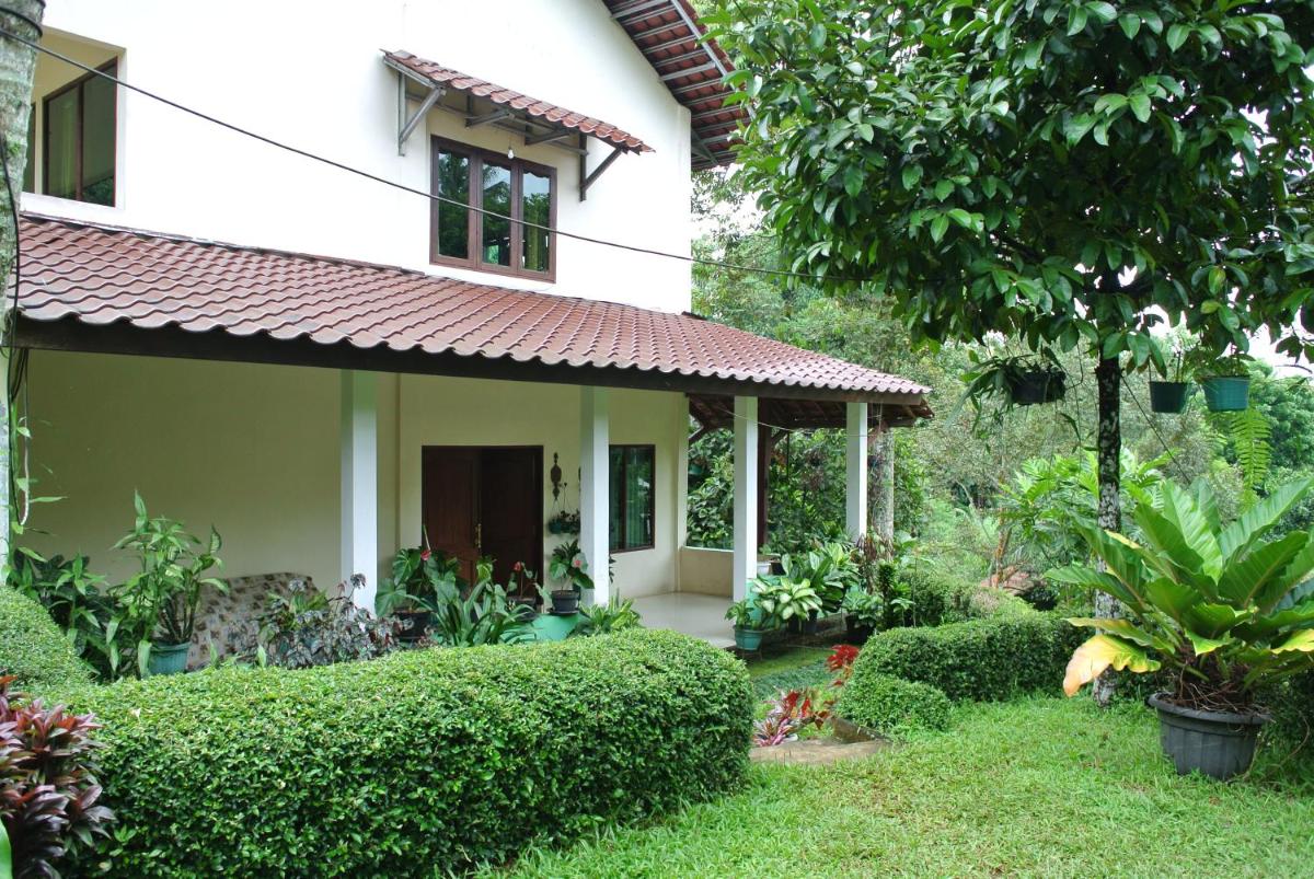 Villa (Entire) Teddy 6500m2 land@Gadog 650m above sea level. - Housity