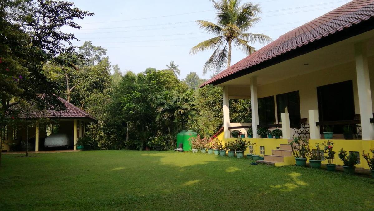 Villa (Entire) Teddy 6500m2 land@Gadog 650m above sea level. - Housity